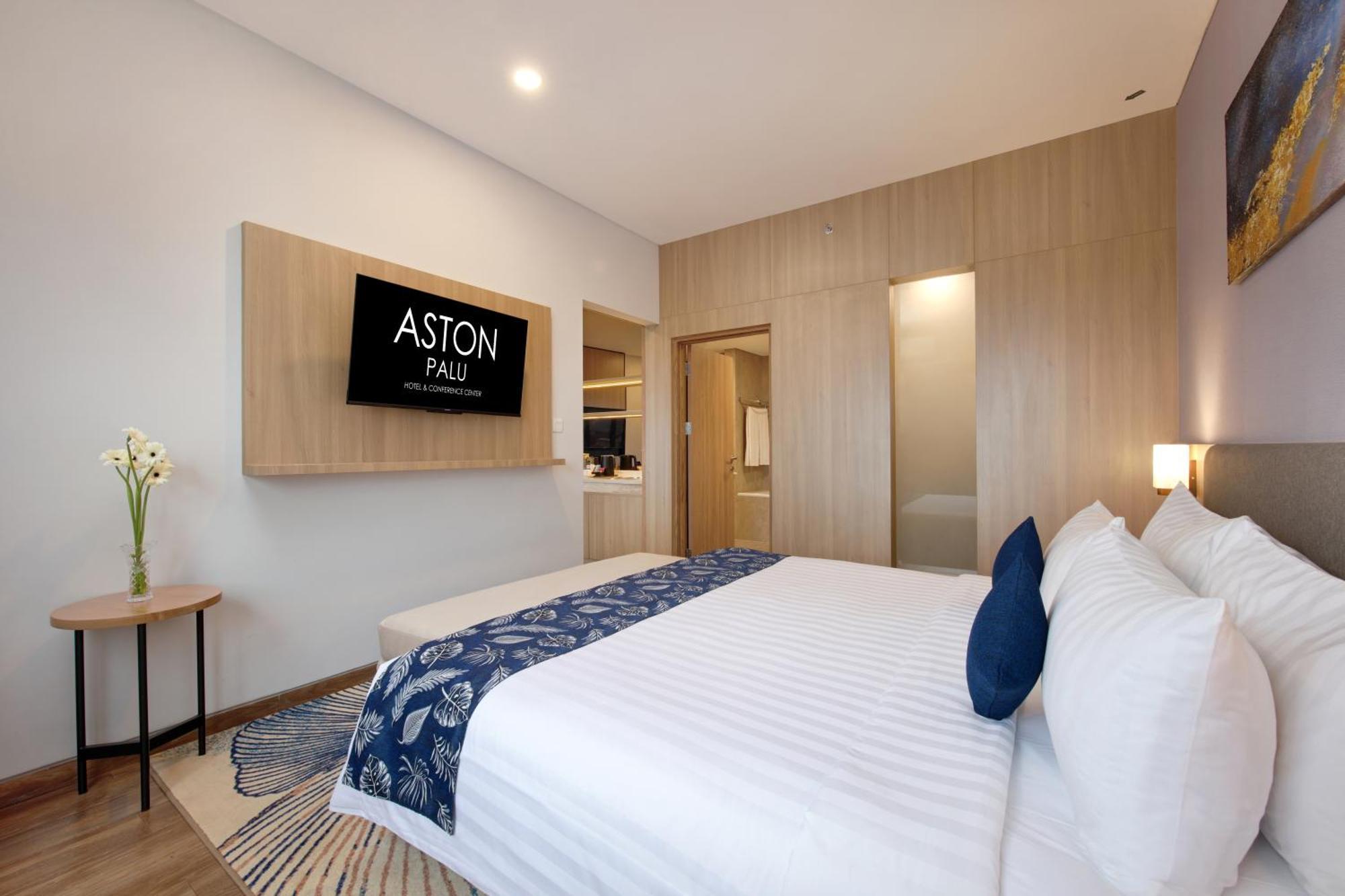Aston Palu Hotel & Conference Center 외부 사진